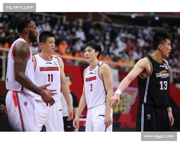NBA转会动态:篮网的连签两将杜欧或留队,哈登计划降薪续约 NBA转会动态:篮网的连签两将杜欧或留队,哈登计划降薪续约